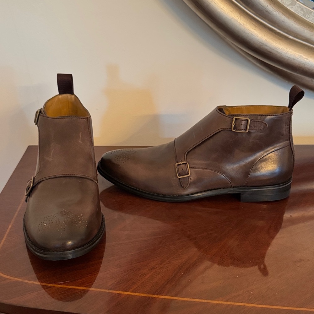 Cole Haan Dark Brown Leather Chukka Boots - brand new and never worn sz 9